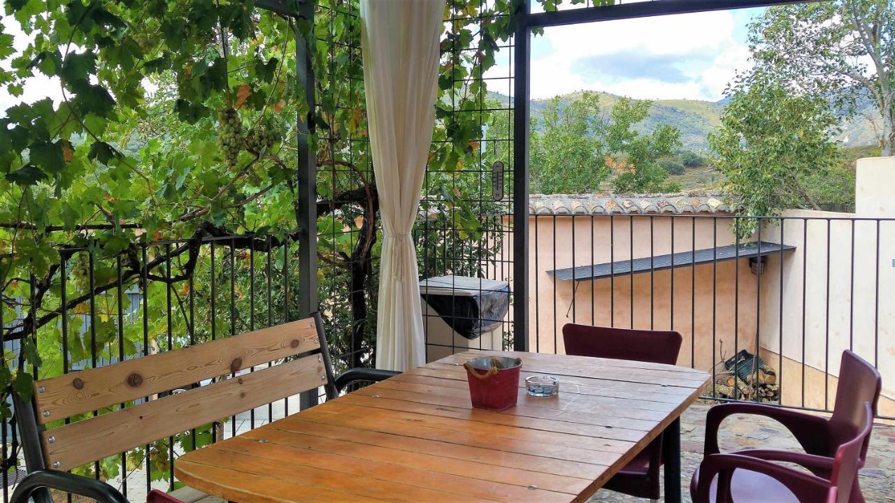 Casa De Vacaciones En Parque Nacional De Cabanero Navas de Estena Luaran gambar